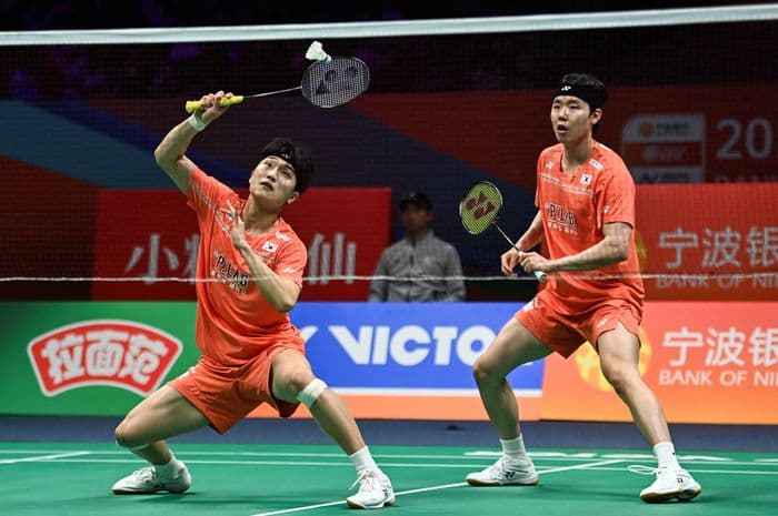 Kejuaraan Dunia 2026 - Gagal Pertahankan Gelar, Ganda Putra No 1 Dunia Kelimpungan Lawan Murid Herry IP