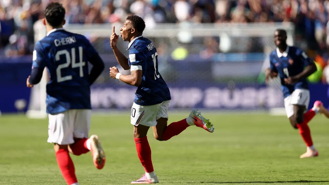 Mbappe Pimpin Prancis dan Pecahkan Rekor Sepanjang Masa