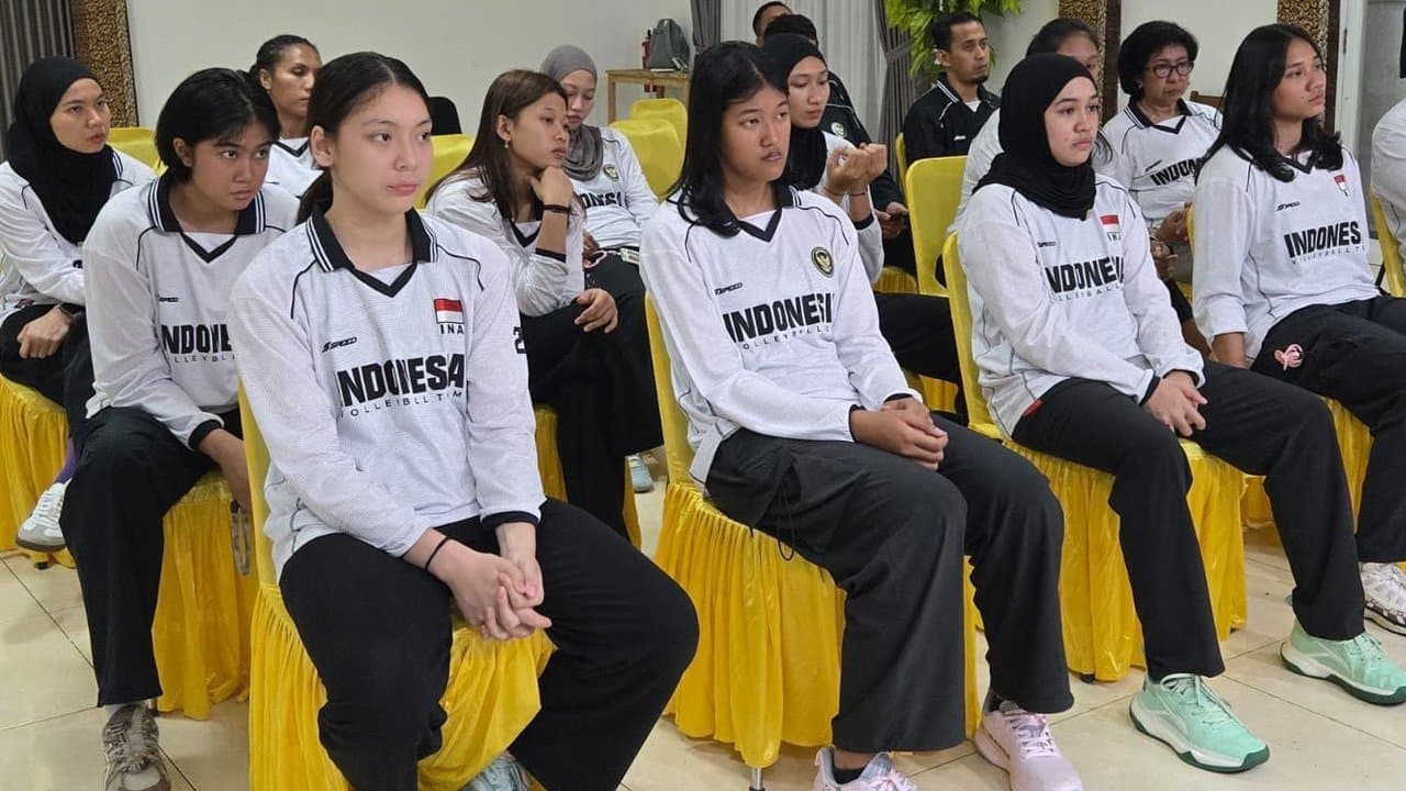 Tim Nasional Bola Voli Putri Indonesia menargetkan posisi enam besar di Kejuaraan Kontinental Bola Voli Putri AVC 2026 yang akan diselenggarakan di Tiongkok