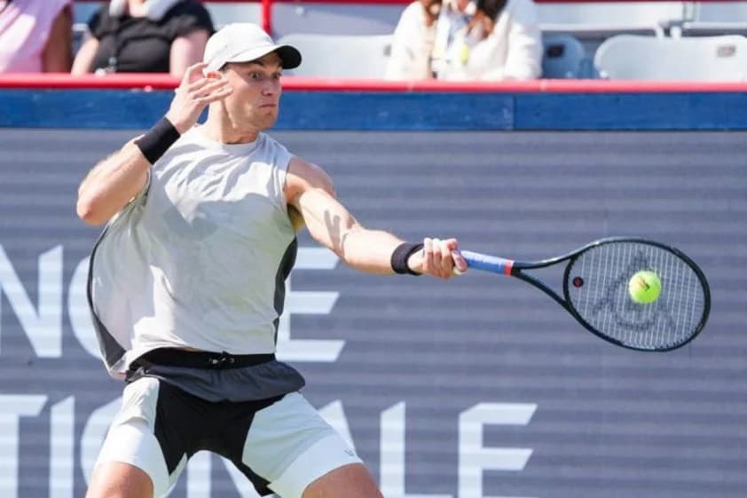 Jack Draper, yang sebelumnya menduduki peringkat keempat dunia, mengalami krisis psikologis dan cedera fisik yang signifikan sebelum US Open.