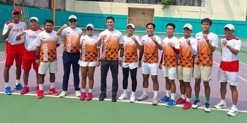 Tim Soft Tennis Indonesia menargetkan dua medali perak dari tujuh pemainnya yang akan bertanding di Asian Games Aichi-Nagoya 2026 di Jepang