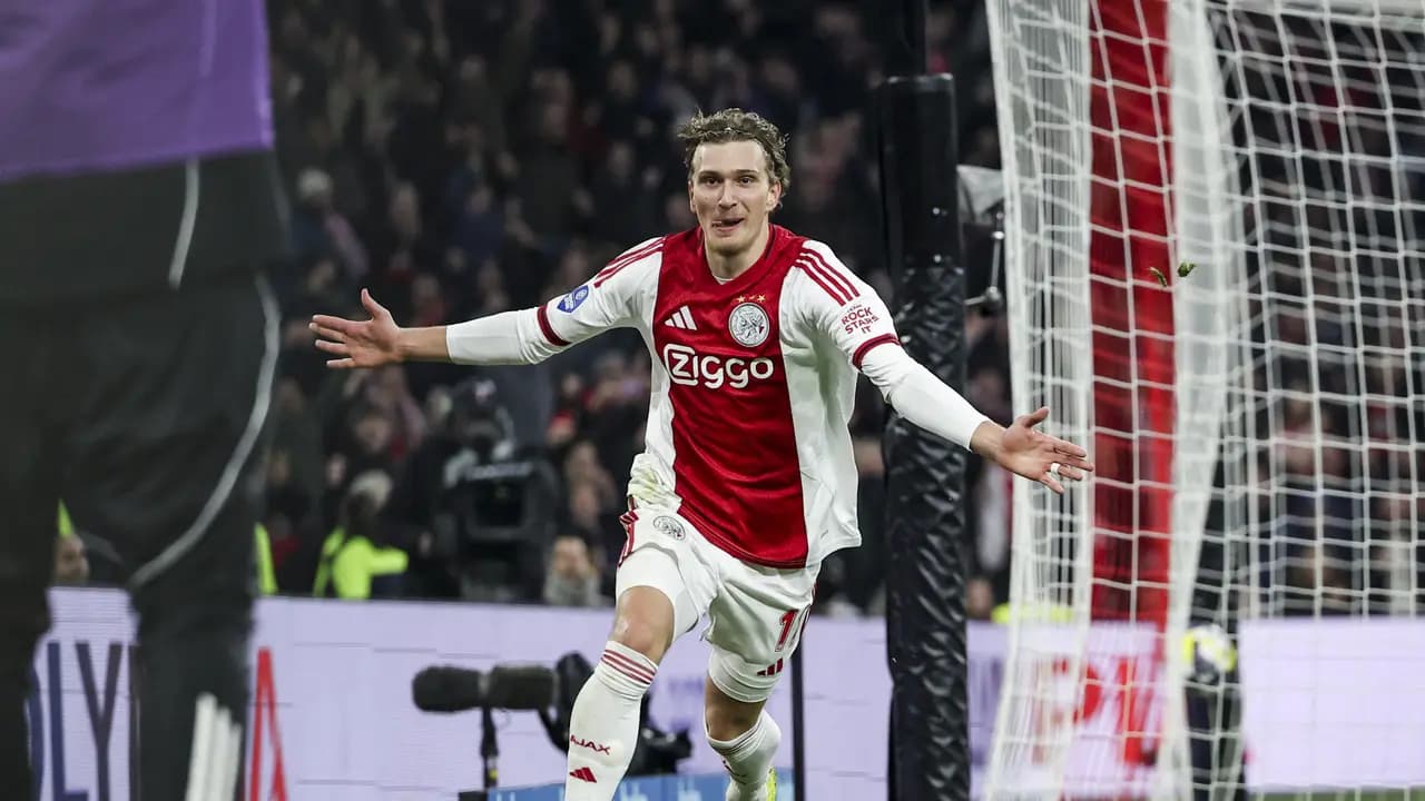 PSG Amankan Mika Godts, Liverpool Tak Menyerah dalam Perburuan Bradley Barcola