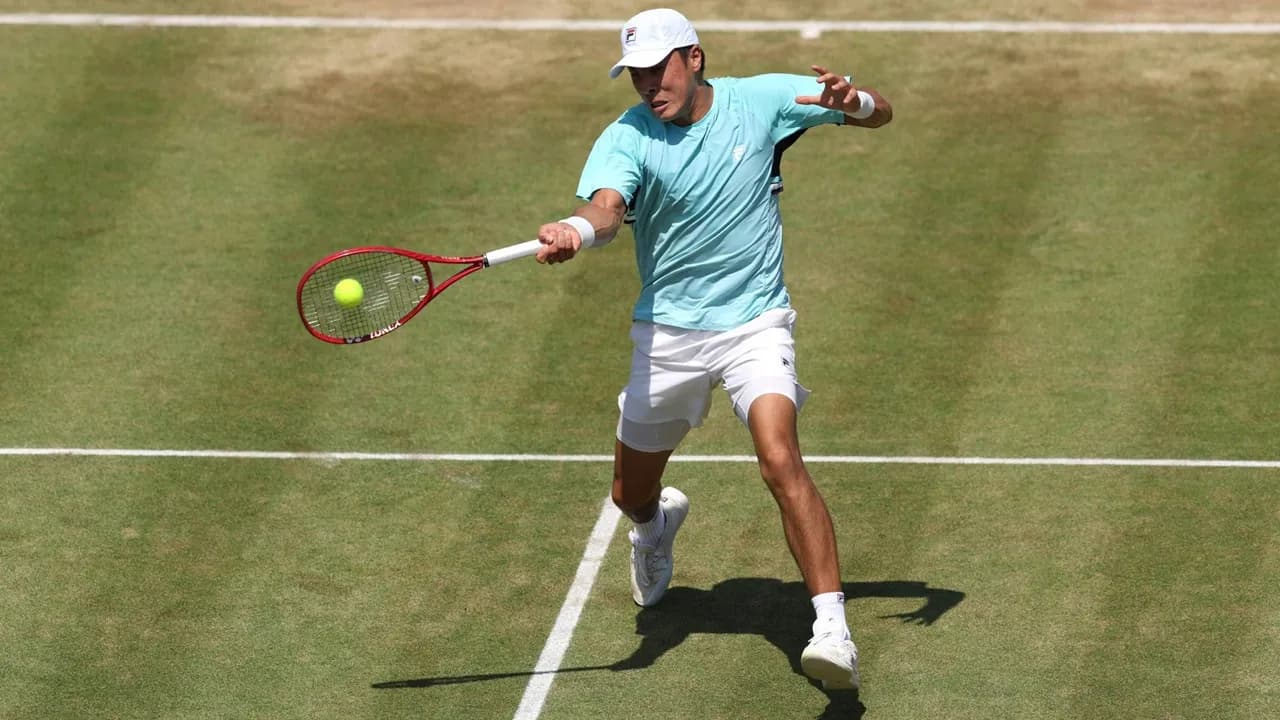 Brandon Nakashima Permalukan Petenis Unggulan Pertama Di Queen’s Club