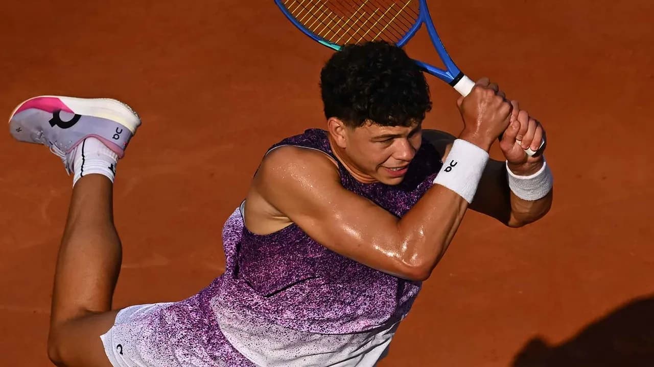 Hasil French Open 2026: Ben Shelton Melaju Mulus, Tanpa Drama di Laga Pembuka